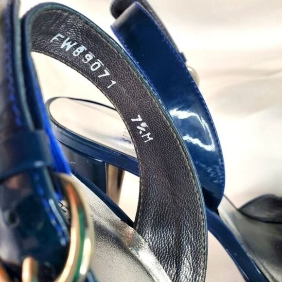 Stuart Weitzman blue patent leather buckle slingback platform shoes heel 7.5 - Picture 11 of 14